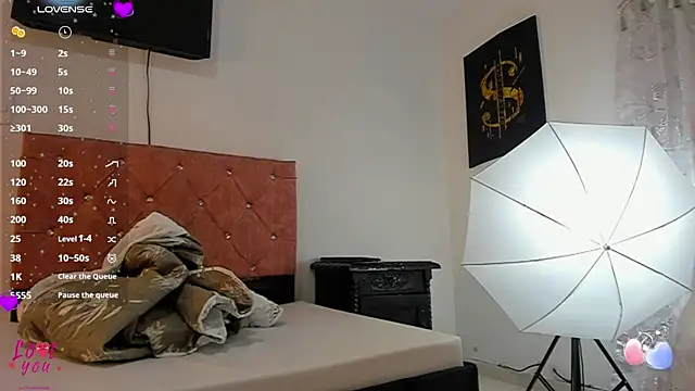 Vahiolet smith online show from 01/07/26, 03:33