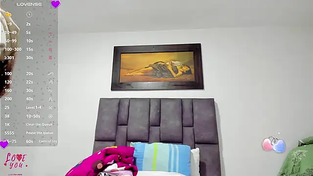 Vahiolet smith online show from 04/10/26, 03:02