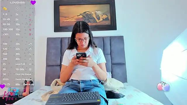 Vahiolet smith online show from 04/09/26, 02:57