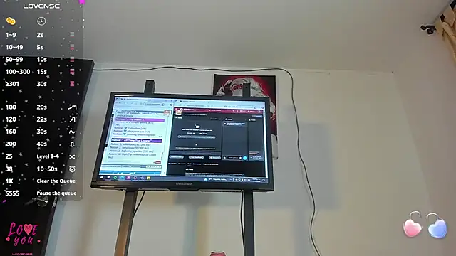 Snapshot of Vahiolet_smith chatting on 10/18/25, 03:08 Vahiolet smith online show from 10/18/25, 03:08