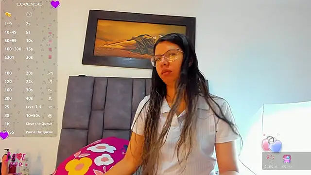 Vahiolet smith online show from 02/11/26, 03:06