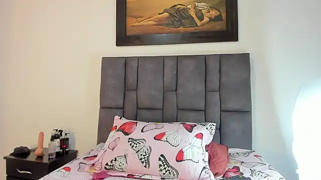 Vahiolet smith online show from 03/05/26, 03:14