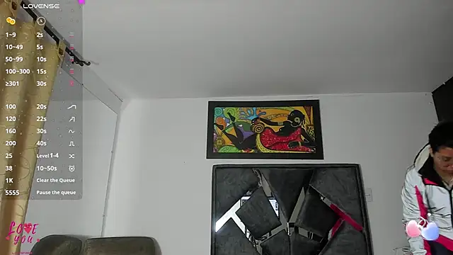 Snapshot of Vahiolet_smith chatting on 10/25/25, 03:06 Vahiolet smith online show from 10/25/25, 03:06