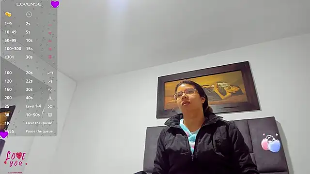 Vahiolet smith online show from 02/07/26, 12:29