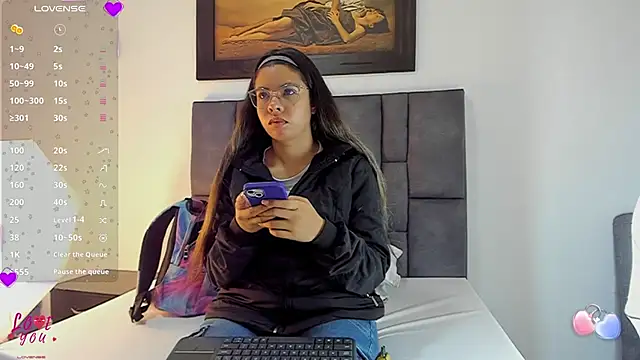 Vahiolet smith online show from 01/17/26, 03:54