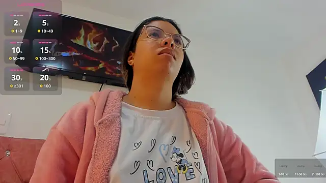 Vahiolet smith online show from 12/23/25, 03:39