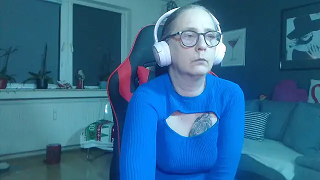 EiskalterEngel74 online show from 12/08/24, 07:11