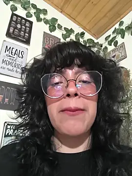 Snapshot of Fun_Everywhere chatting on 11/27/25, 09:48 Fun Everywhere online show from 11/27/25, 09:48