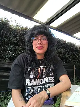 Snapshot of Fun_Everywhere chatting on 01/13/26, 06:45 Fun Everywhere online show from 01/13/26, 06:45