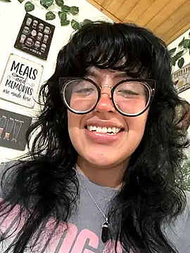 Snapshot of Fun_Everywhere chatting on 10/05/25, 07:26 Fun Everywhere online show from 10/05/25, 07:26