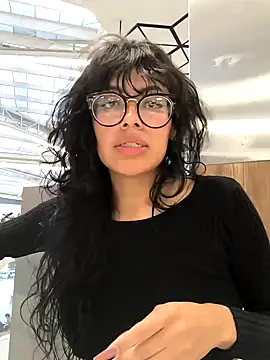 Snapshot of Fun_Everywhere chatting on 12/12/24, 10:09 Fun Everywhere online show from 12/12/24, 10:09