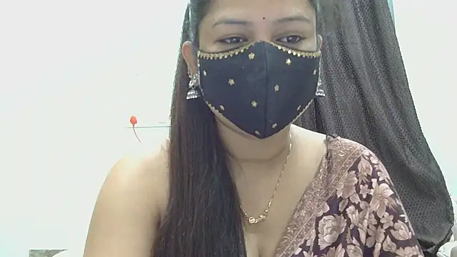 Snapshot of payal_sharma1 chatting on 07/09/26, 05:41 payal sharma1 online show from 07/09/26, 05:41