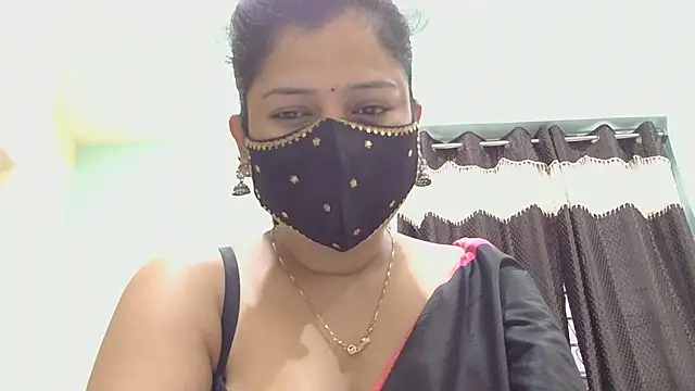 Snapshot of payal_sharma1 chatting on 07/01/26, 06:03 payal sharma1 online show from 07/01/26, 06:03