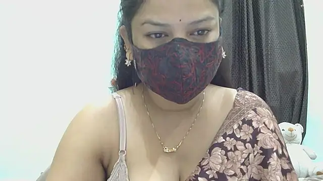 Snapshot of payal_sharma1 chatting on 07/18/26, 12:41 payal sharma1 online show from 07/18/26, 12:41
