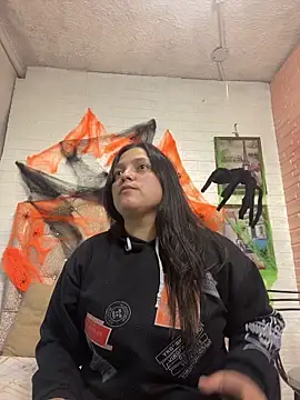 KataleyaStiward online show from 10/25/25, 02:07