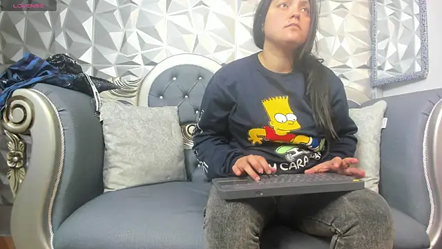 Snapshot of KataleyaStiward chatting on 02/01/25, 12:15 KataleyaStiward online show from 02/01/25, 12:15