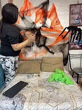 KataleyaStiward online show from 10/24/25, 01:10