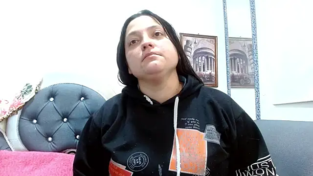 Snapshot of KataleyaStiward chatting on 06/30/26, 04:18 KataleyaStiward online show from 06/30/26, 04:18