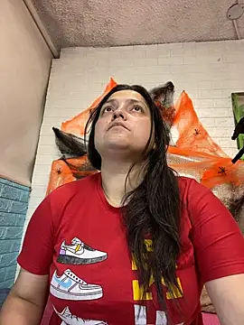 KataleyaStiward online show from 10/27/25, 12:50