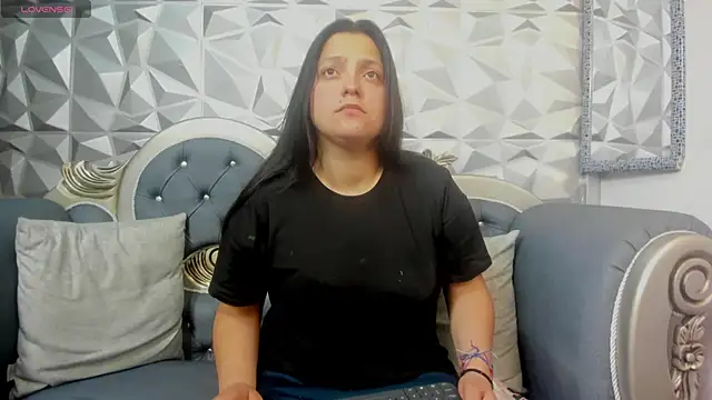 Snapshot of KataleyaStiward chatting on 12/20/24, 01:22 KataleyaStiward online show from 12/20/24, 01:22