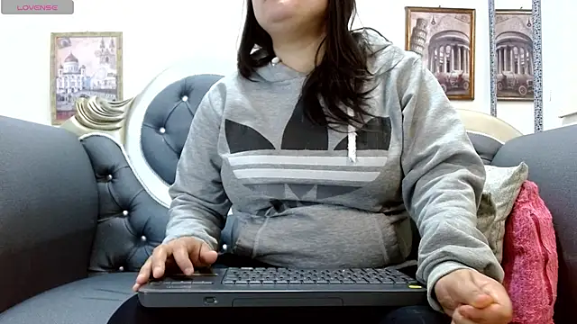 Snapshot of KataleyaStiward chatting on 05/27/26, 12:56 KataleyaStiward online show from 05/27/26, 12:56
