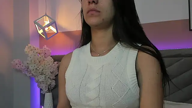 Snapshot of Ary_thompson__ chatting on 01/13/25, 08:15 Ary thompson online show from 01/13/25, 08:15