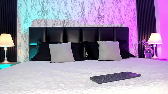 SpicyAmelia online show from 10/02/25, 12:30