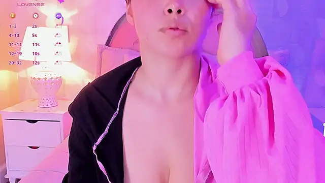 angeline teen online show from 03/28/26, 12:06