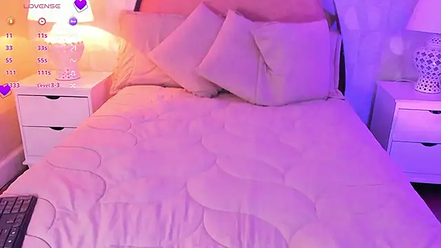 angeline teen online show from 03/24/26, 12:16