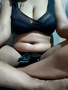 Banee bunnyLIVE online show from 03/23/26, 08:41