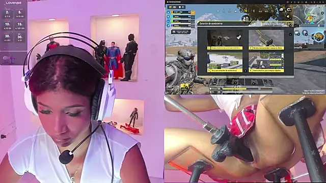 SofiRey  online show from 11/30/25, 03:02