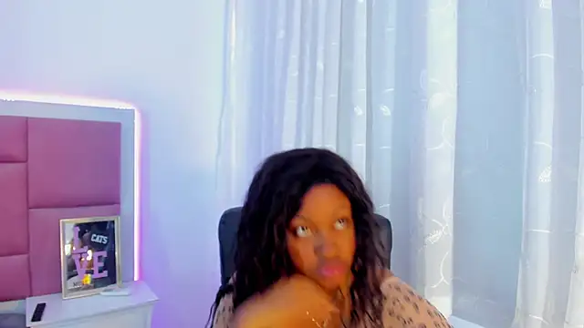 StormiHills online show from 03/18/25, 05:12