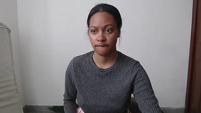 StormiHills online show from 01/18/26, 06:44