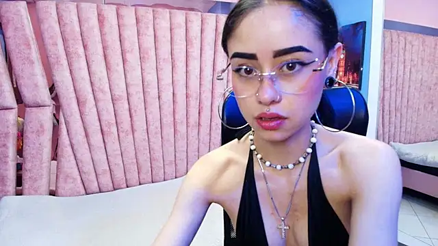 AnnySweett  online show from 11/18/25, 04:32