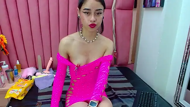 Snapshot of AnnySweett_ chatting on 02/03/25, 07:00 AnnySweett online show from 02/03/25, 07:00