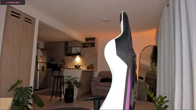  Miss Anna  online show from 04/02/26, 07:15