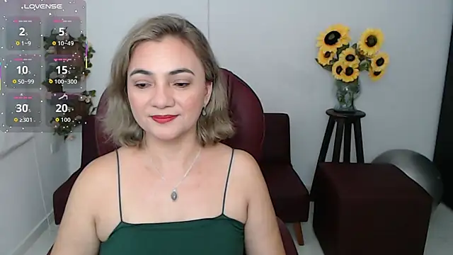 Snapshot of Ghada_milf chatting on 05/05/26, 11:41 Ghada milf online show from 05/05/26, 11:41