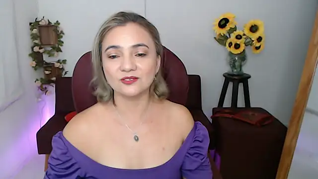 Snapshot of Ghada_milf chatting on 05/27/26, 11:01 Ghada milf online show from 05/27/26, 11:01