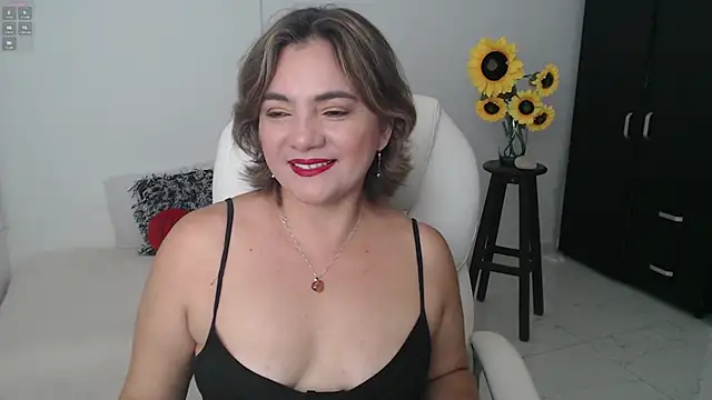 Ghada milf online show from 03/19/25, 08:43