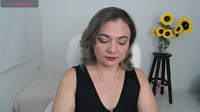 Ghada milf online show from 10/17/25, 11:39
