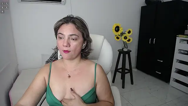Ghada milf online show from 03/15/25, 06:43