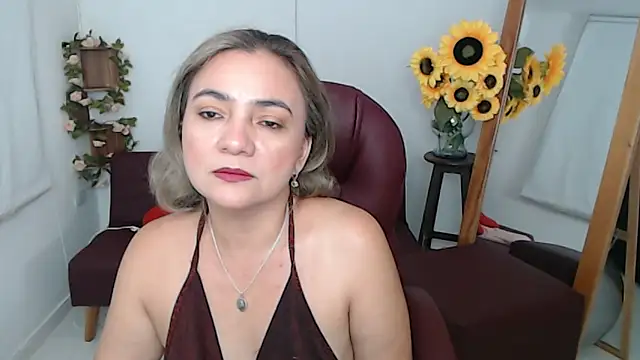 Snapshot of Ghada_milf chatting on 06/07/26, 10:48 Ghada milf online show from 06/07/26, 10:48