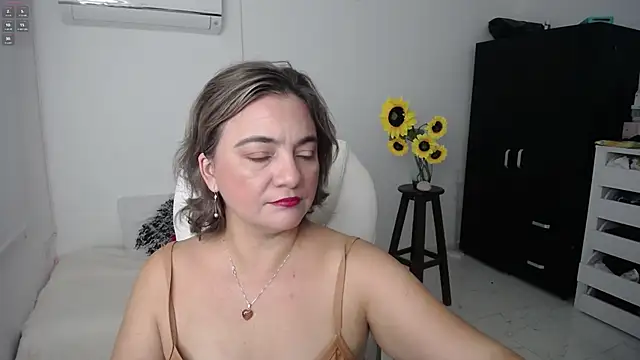 Ghada milf online show from 03/17/25, 01:29