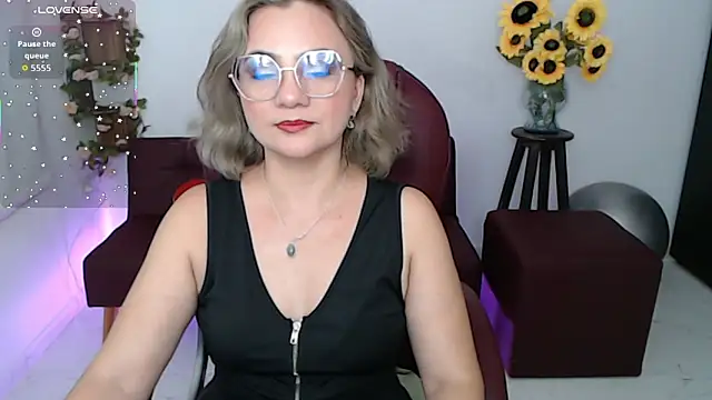 Snapshot of Ghada_milf chatting on 05/02/26, 08:03 Ghada milf online show from 05/02/26, 08:03