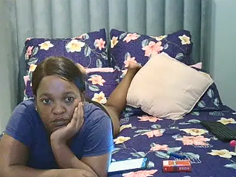 Amberbela online show from 02/15/25, 03:52