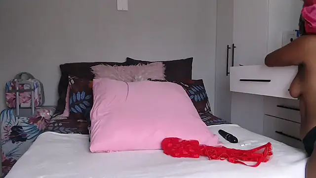 Amberbela online show from 03/08/26, 01:47