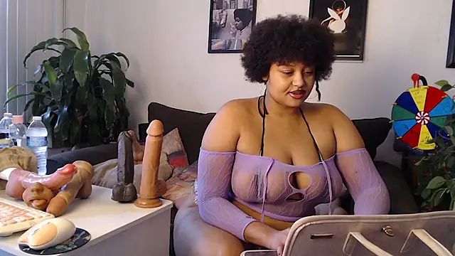 TheeVixxxen online show from 11/05/25, 01:58