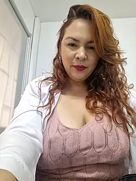 Snapshot of doctora-danna chatting on 03/20/25, 01:15 doctora-danna online show from 03/20/25, 01:15