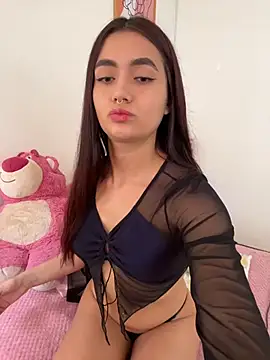 HallieLemon1 online show from 03/06/26, 05:41