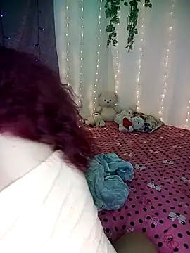 emma-19- online show from 05/02/26, 03:56